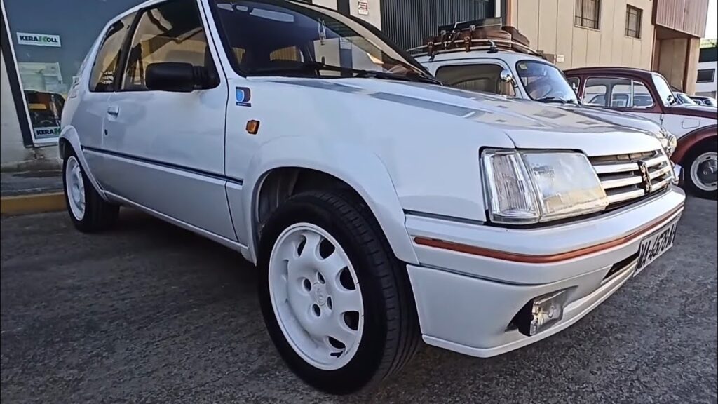 Peugeot 205 clásico. Recambios y piezas para coches clásicos Peugeot