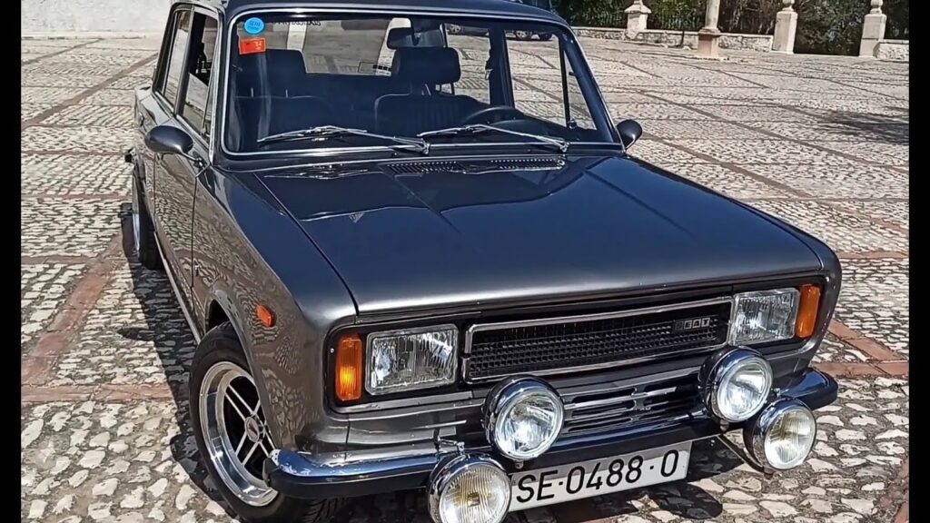 Seat 124. Coche Clásico. Recambios y piezas originales SEAT